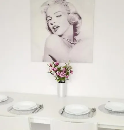 Marilyn Prijemny 3 Izbovy V Raci * Raca