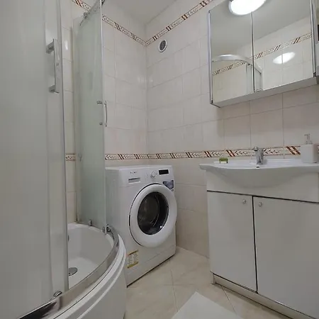 Daire Marilyn Prijemny 3 Izbovy V Raci Raca