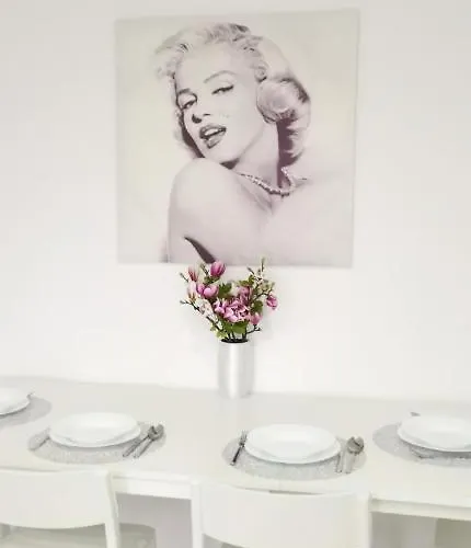 Marilyn Prijemny 3 Izbovy V Raci * Raca